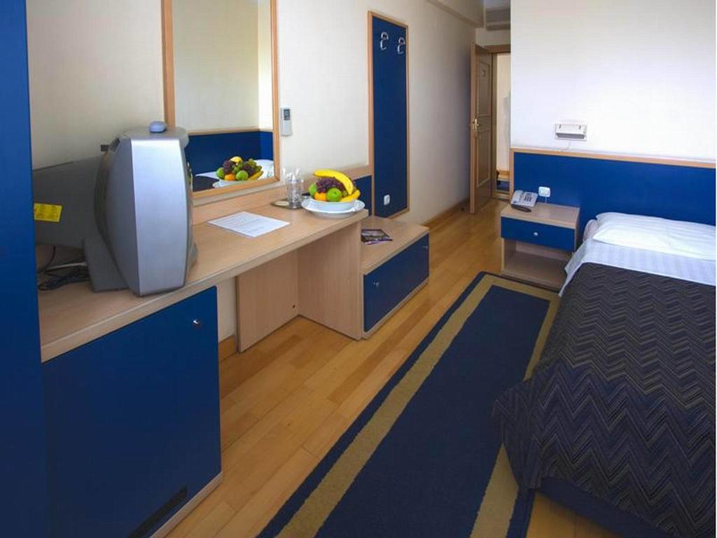 Hotel Cubic Laktasi Bilik gambar