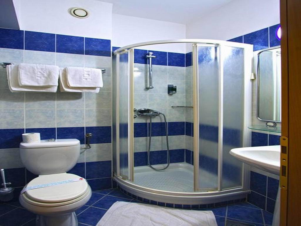 Hotel Cubic Laktasi Bilik gambar