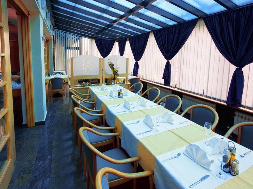 Hotel Cubic Laktasi Luaran gambar